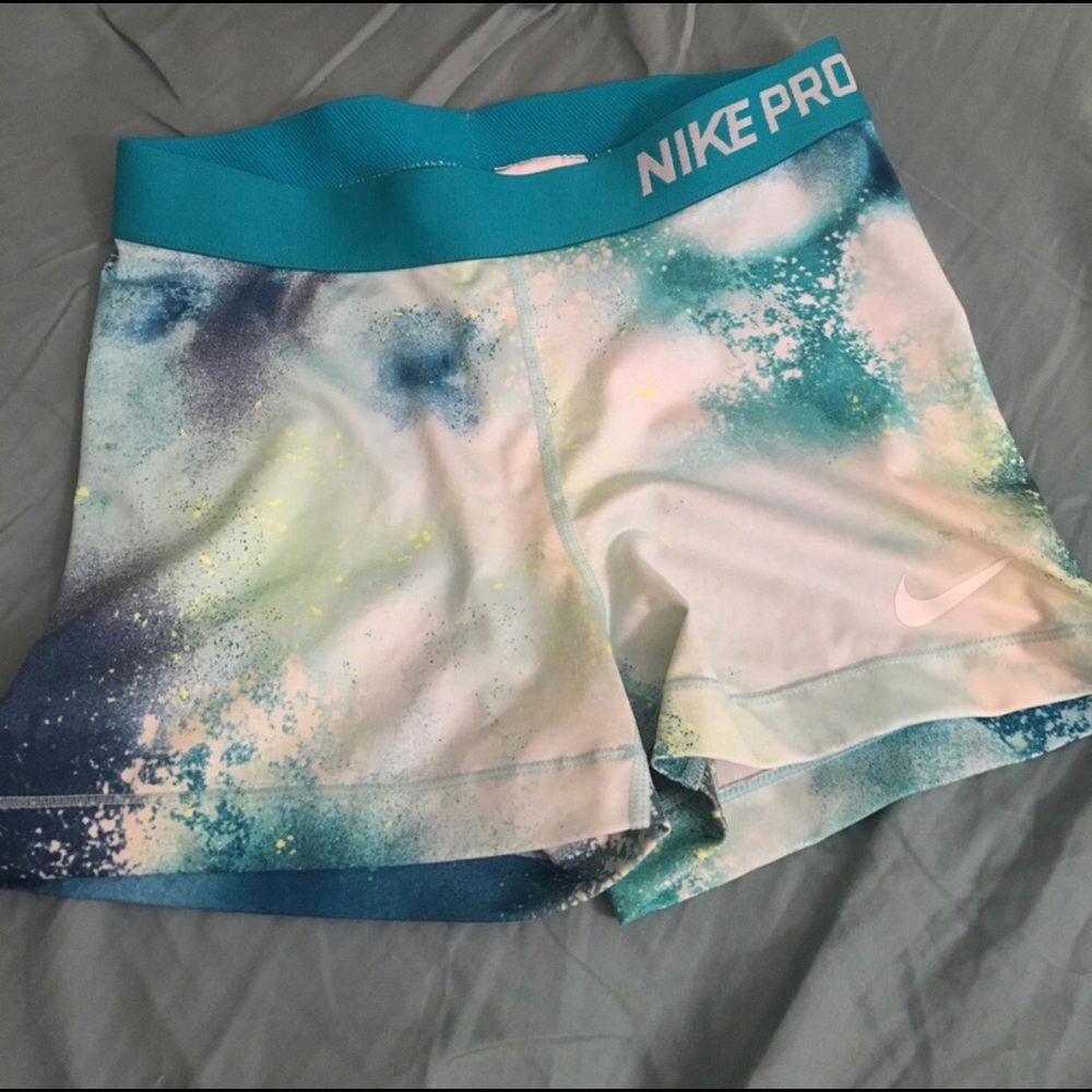 NWOT Nike Pro Shorts